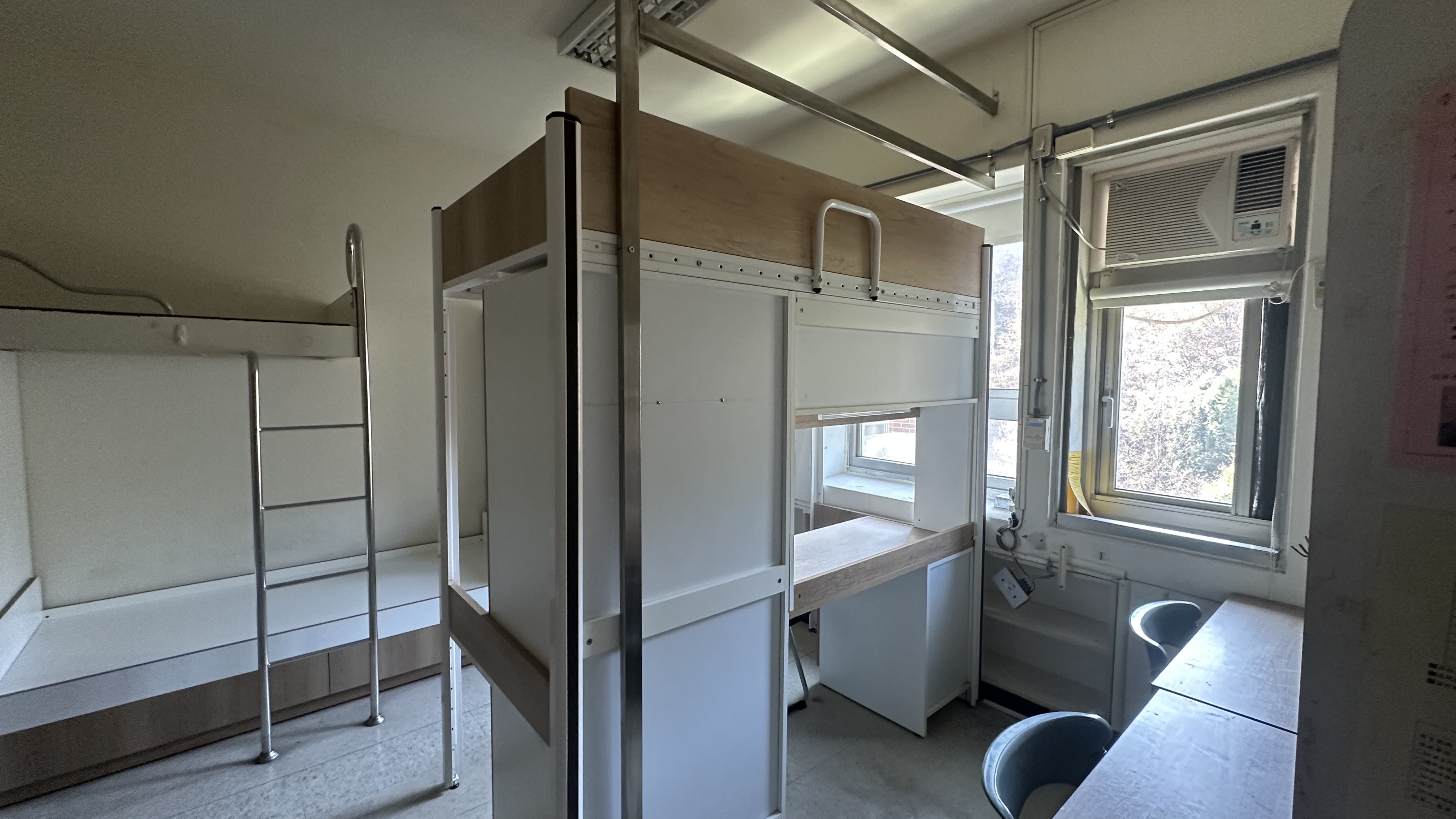 第一宿舍五人房